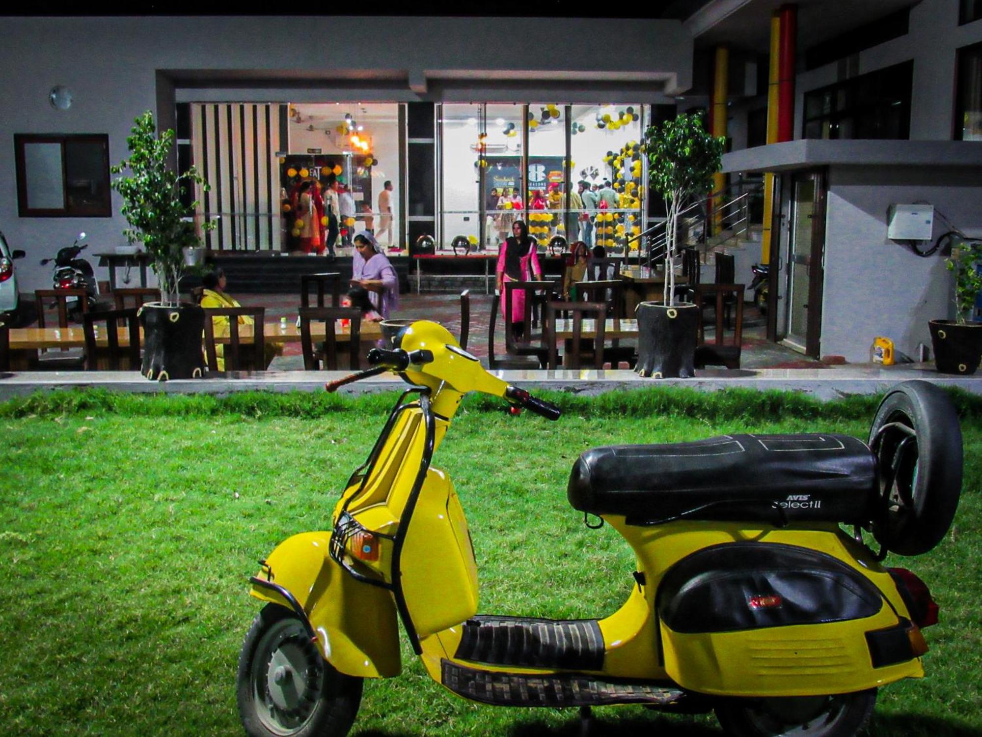 Sangam Hotel Chirawa المظهر الخارجي الصورة
