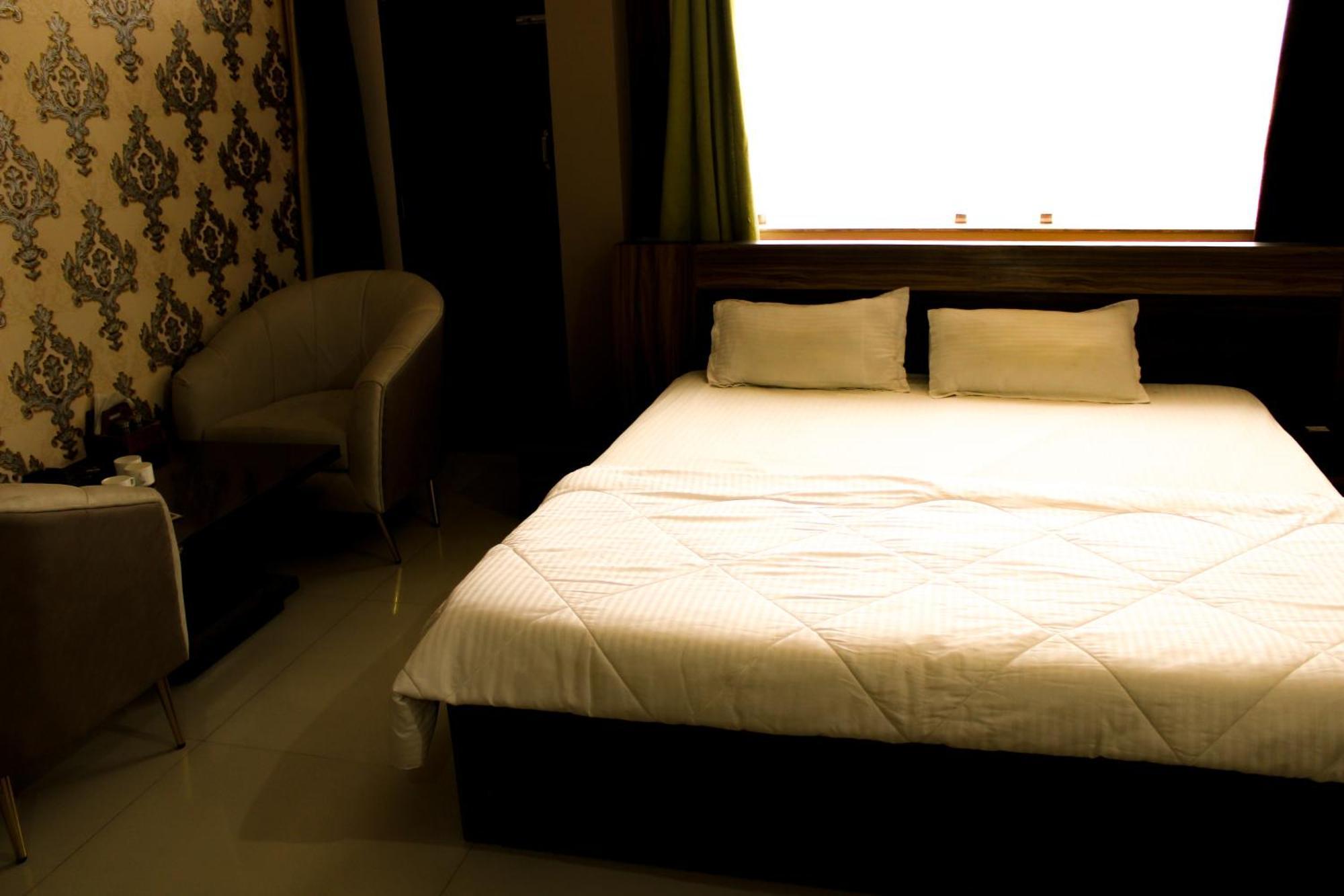 Sangam Hotel Chirawa المظهر الخارجي الصورة